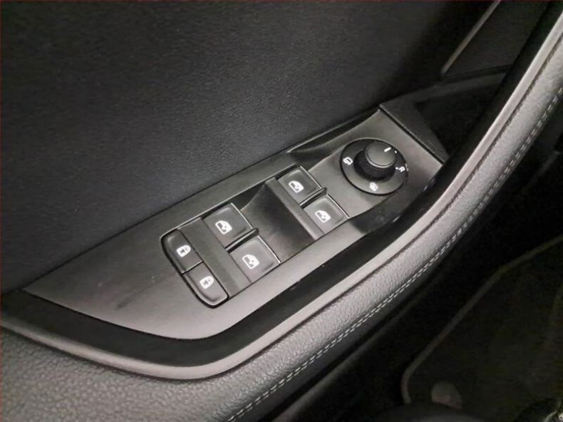 Škoda Superb - hlavní fotka
