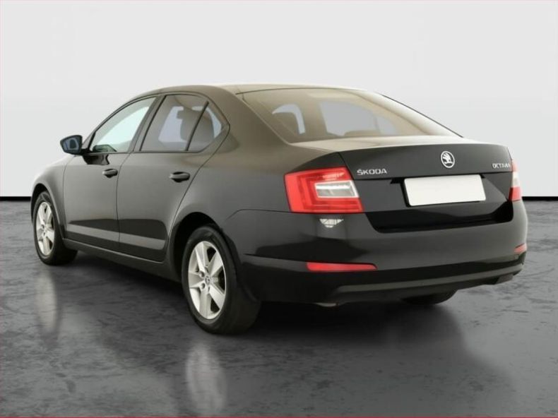 Škoda Octavia - hlavní fotka