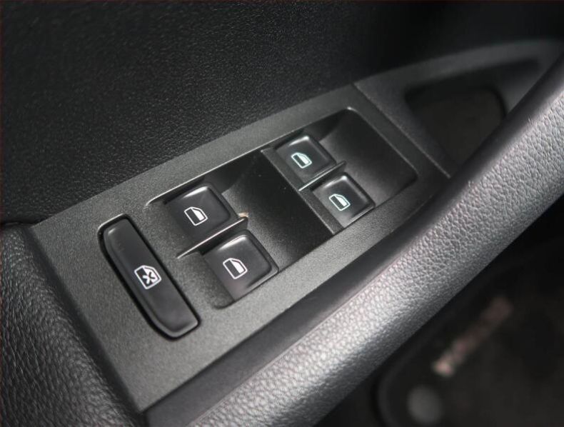 Škoda Octavia - hlavní fotka