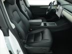 Tesla Model Y - fotka číslo 8