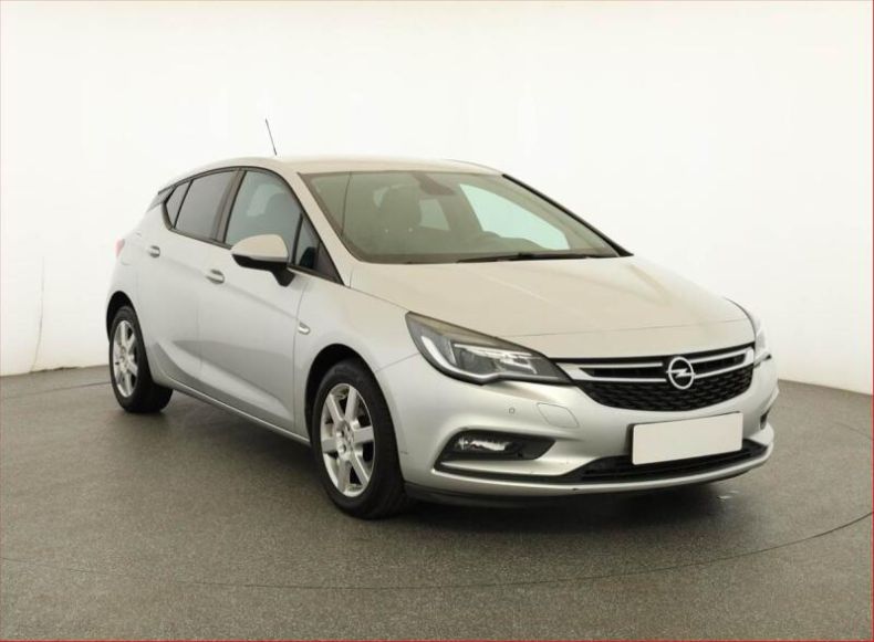 Opel Astra - hlavní fotka inzerátu