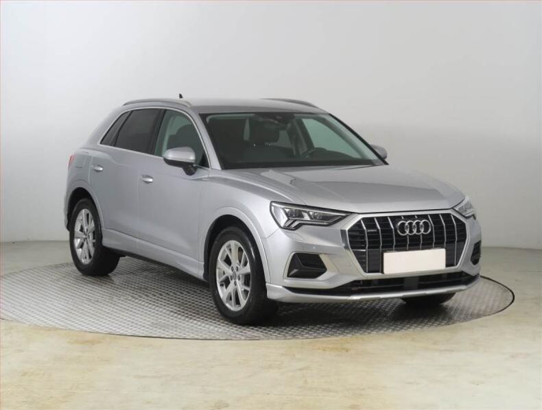 Audi Q3 - hlavní foto