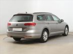Volkswagen Passat - fotka číslo 4