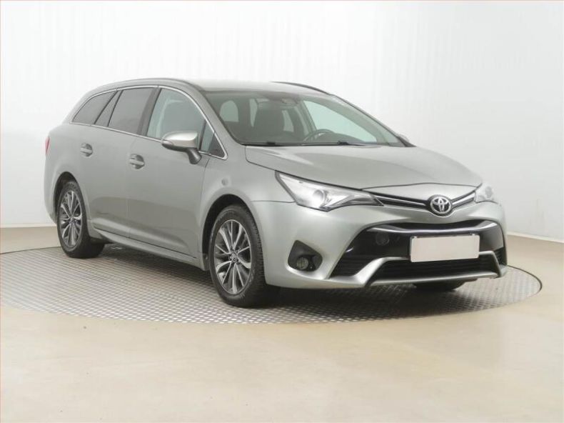 Toyota Avensis - hlavní fotka inzerátu