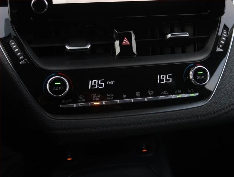 Toyota Corolla - hlavní fotka