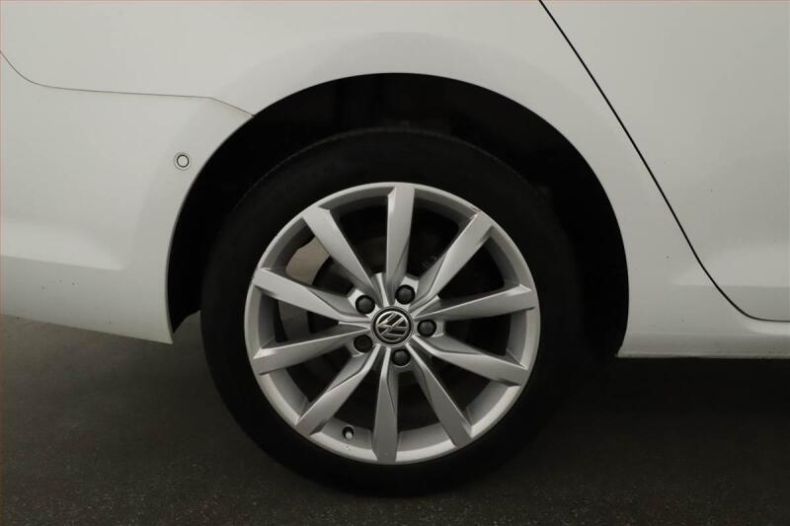 Volkswagen Golf - hlavní fotka