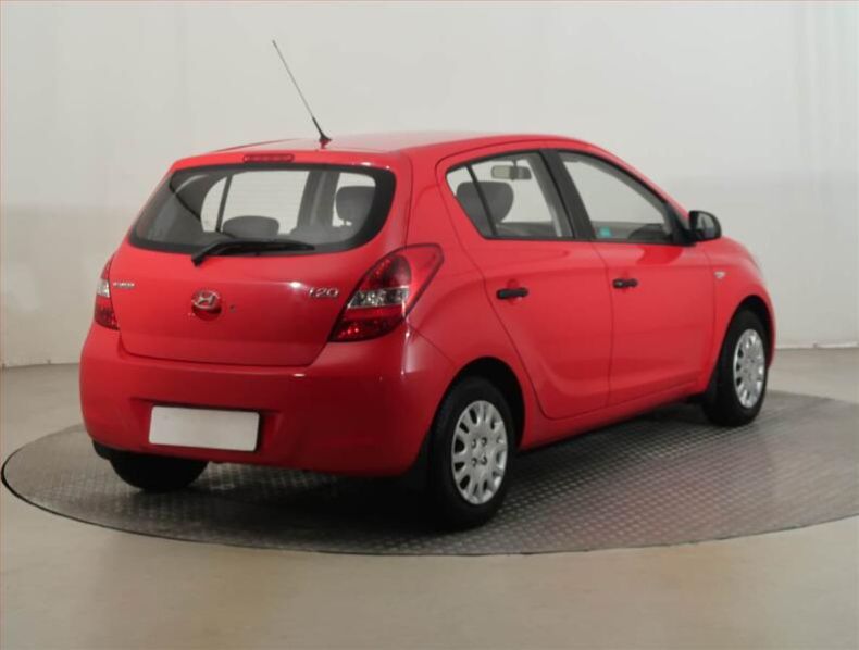 Hyundai i20 - hlavní fotka