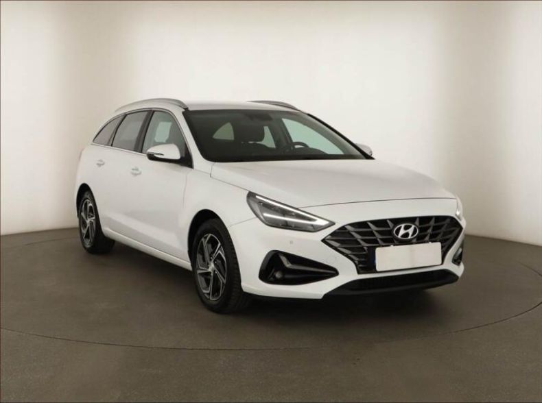 Hyundai i30 - hlavní foto