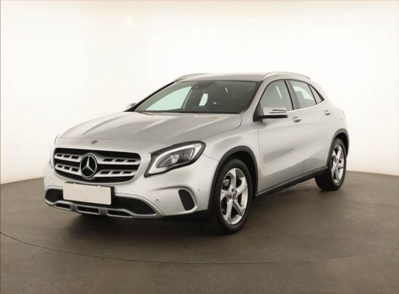 Mercedes Třída GLA - hlavní fotka