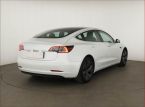 Tesla Model 3 - fotka číslo 4