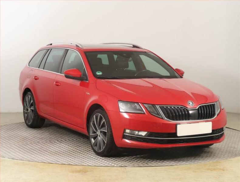 Škoda Octavia - hlavní fotka