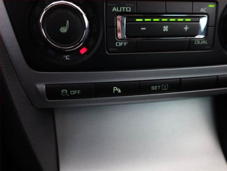 Škoda Octavia - hlavní fotka