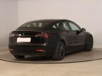 Tesla Model 3 - fotka číslo 4