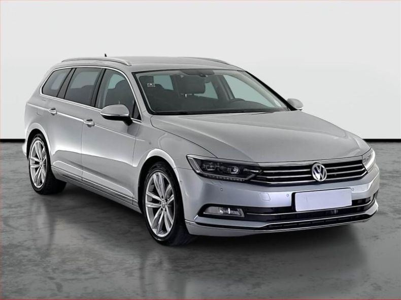 Volkswagen Passat - hlavní fotka inzerátu