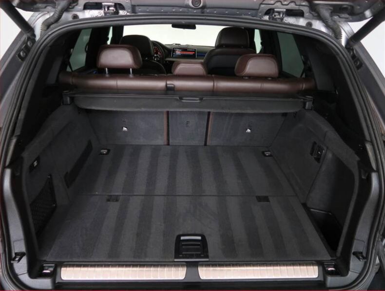 BMW X5 - hlavní fotka