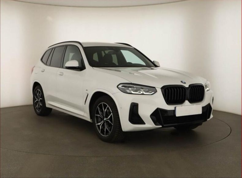 BMW X3 - hlavní foto