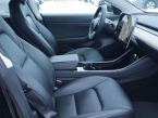 Tesla Model 3 - fotka číslo 8