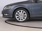 Volkswagen Passat - fotka číslo 14