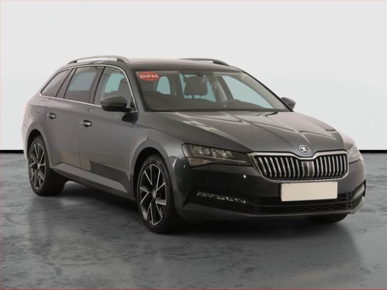 Škoda Superb - hlavní foto