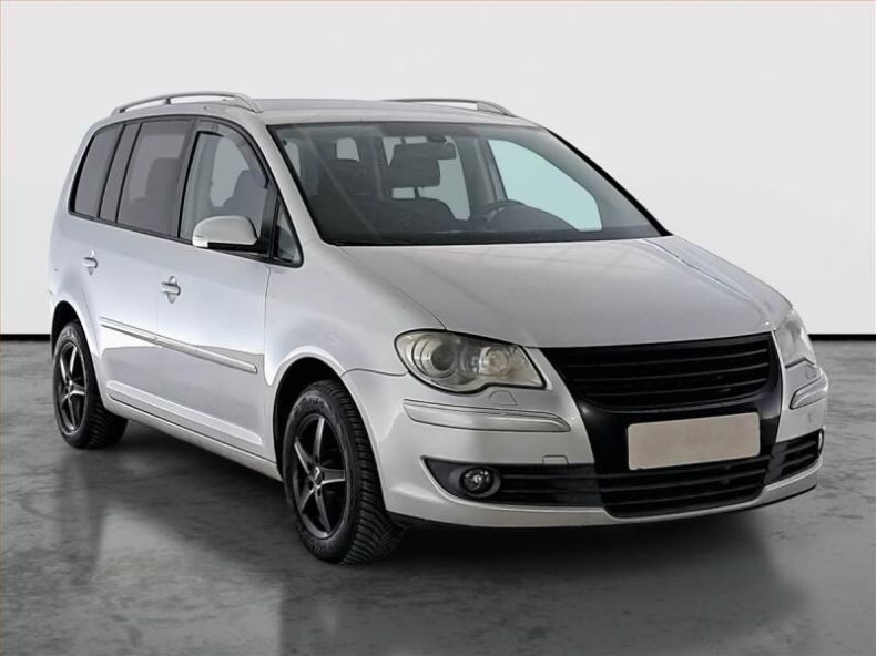 Volkswagen Touran - hlavní foto