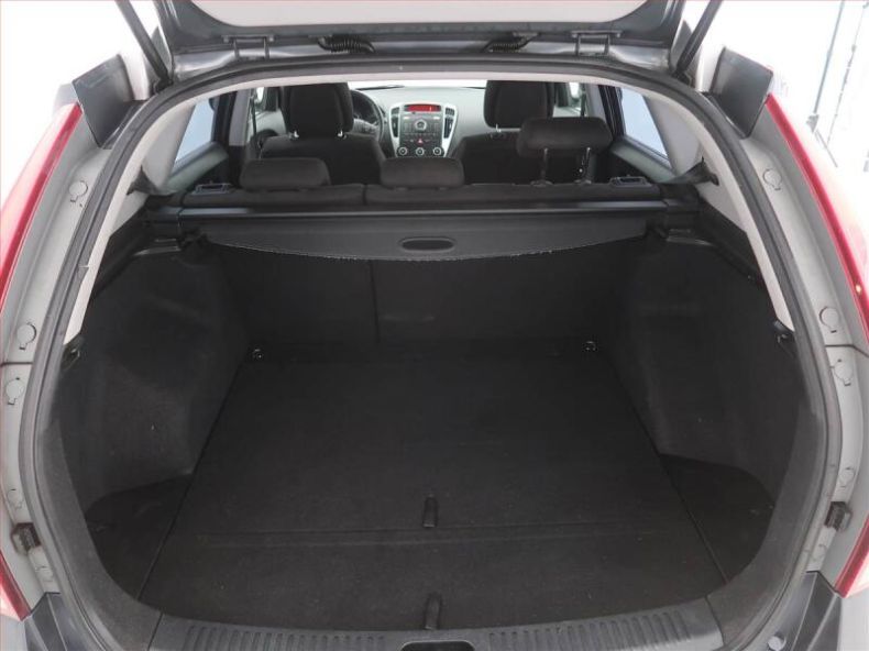 Kia Cee'd - hlavní fotka