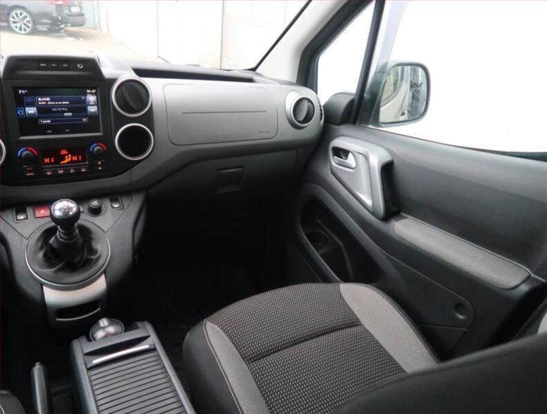 Peugeot Partner - hlavní fotka