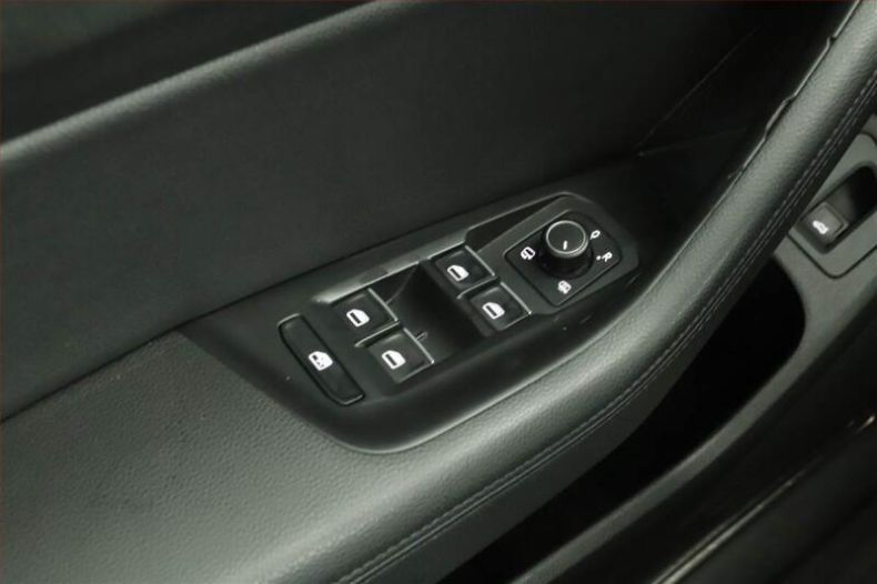 Volkswagen Passat - hlavní fotka