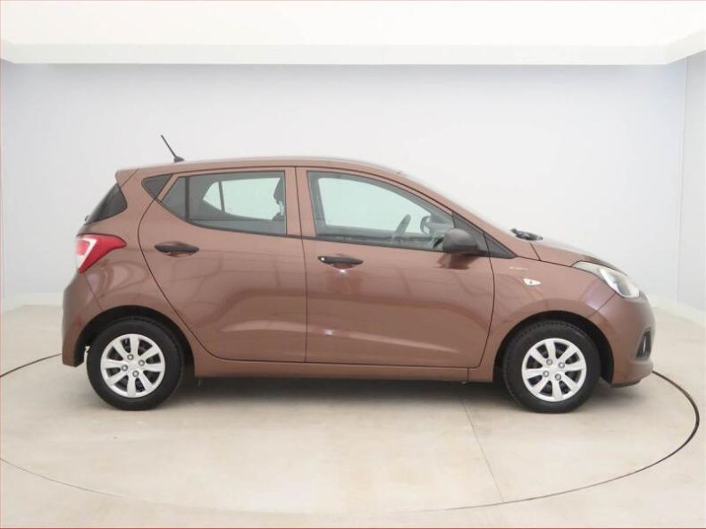 Hyundai i10 - hlavní fotka
