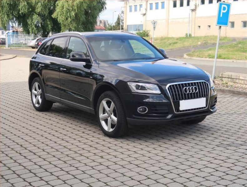 Audi Q5 - hlavní foto