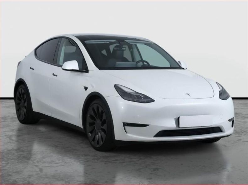 Tesla Model Y - hlavní fotka inzerátu