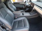 Tesla Model Y - fotka číslo 8