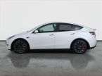 Tesla Model Y - fotka číslo 2