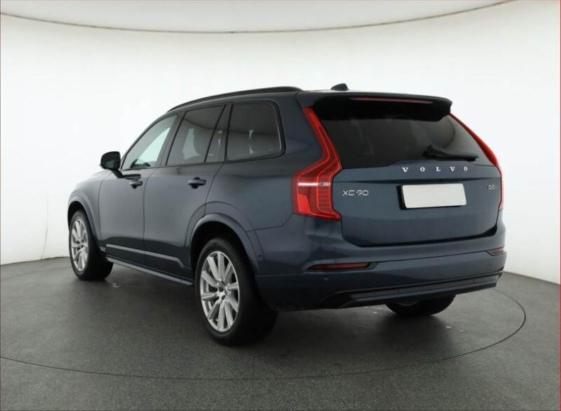 Volvo XC90 - hlavní fotka