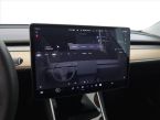 Tesla Model 3 - fotka číslo 16