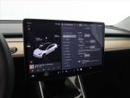 Tesla Model 3 - fotka číslo 19