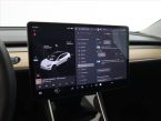 Tesla Model 3 - fotka číslo 23