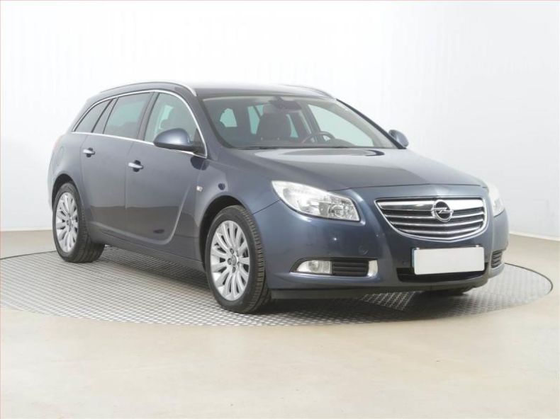 Opel Insignia - hlavní foto