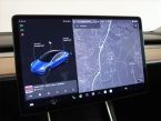 Tesla Model 3 - fotka číslo 14