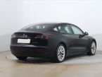 Tesla Model 3 - fotka číslo 4