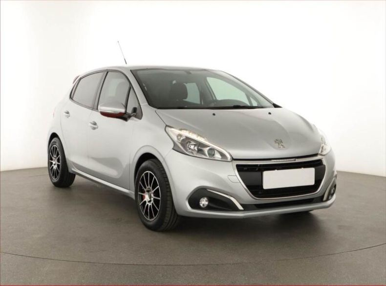 Peugeot 208 - hlavní fotka inzerátu
