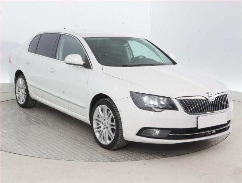 Škoda Superb - hlavní fotka inzerátu