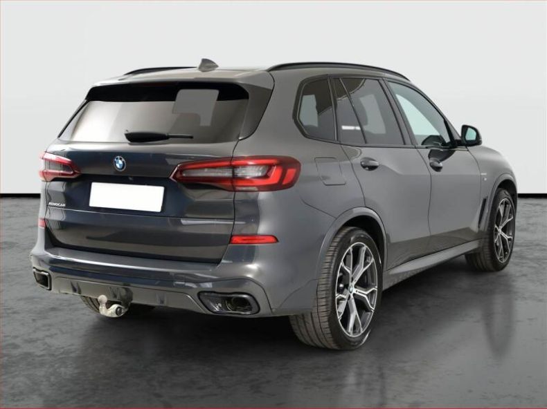 BMW X5 - hlavní fotka