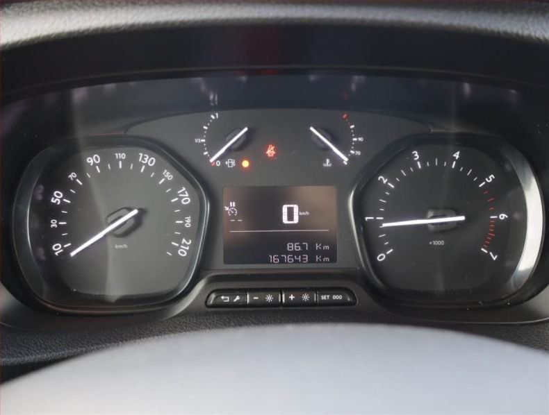 Peugeot Expert - hlavní fotka