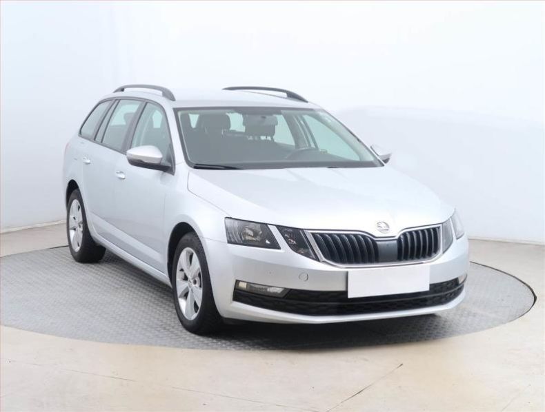 Škoda Octavia - hlavní foto