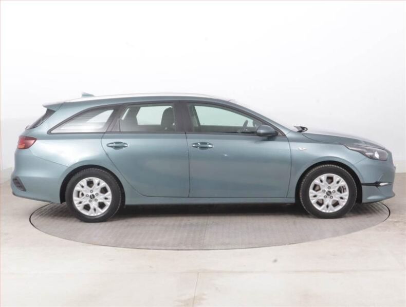 Kia Cee'd - hlavní fotka