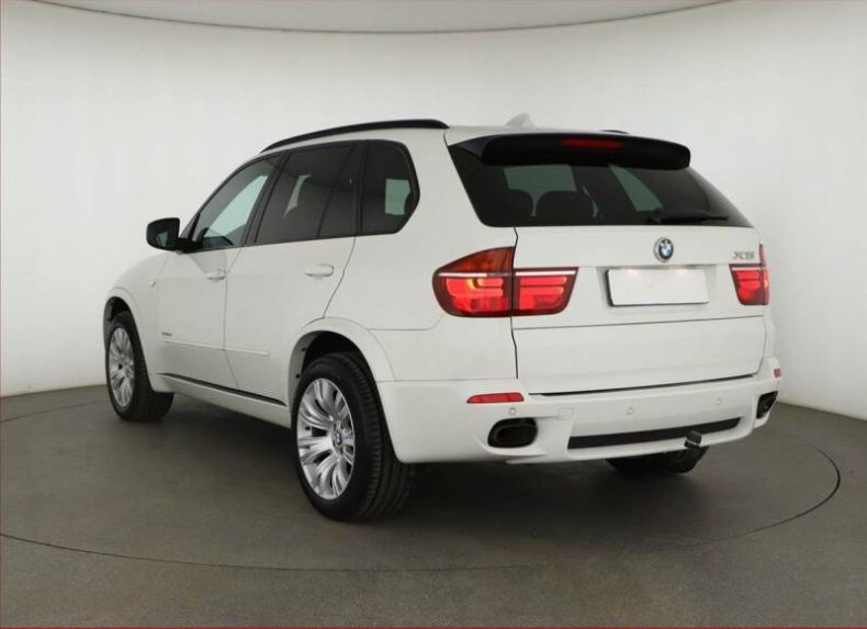BMW X5 - hlavní fotka
