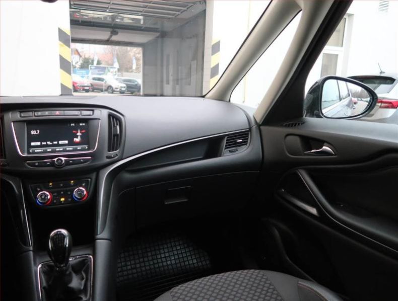 Opel Zafira - hlavní fotka