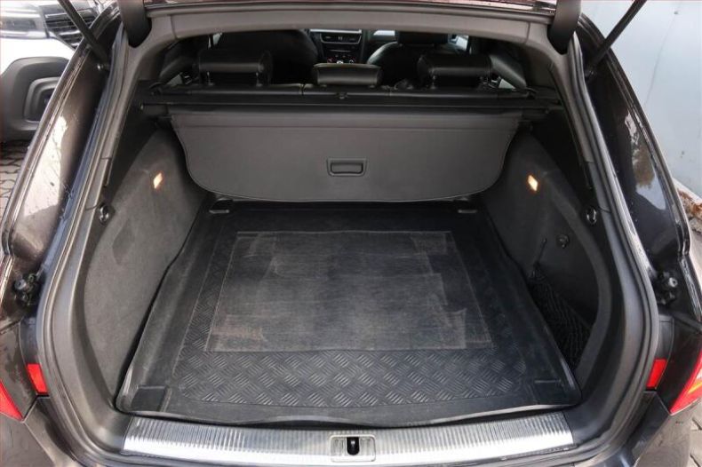 Audi A4 - hlavní fotka