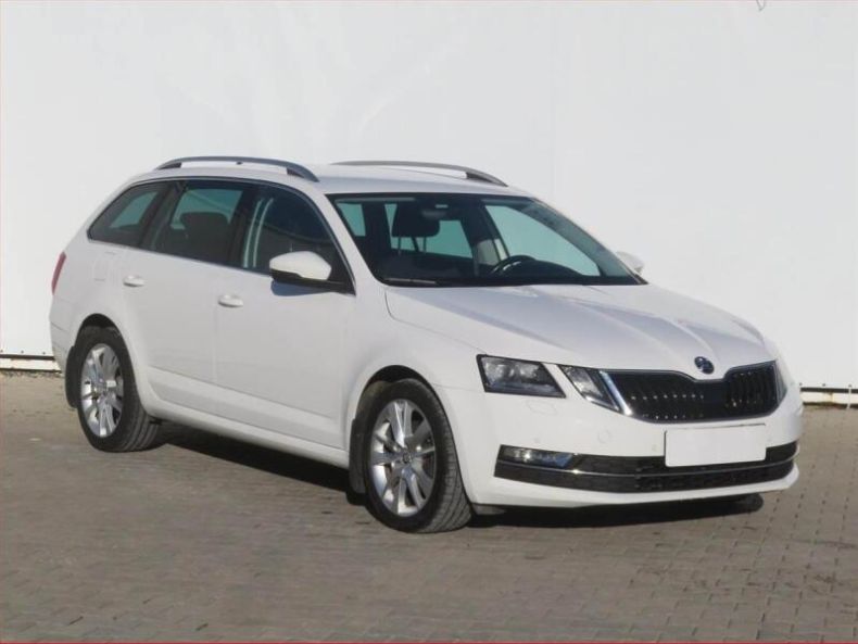 Škoda Octavia - hlavní foto