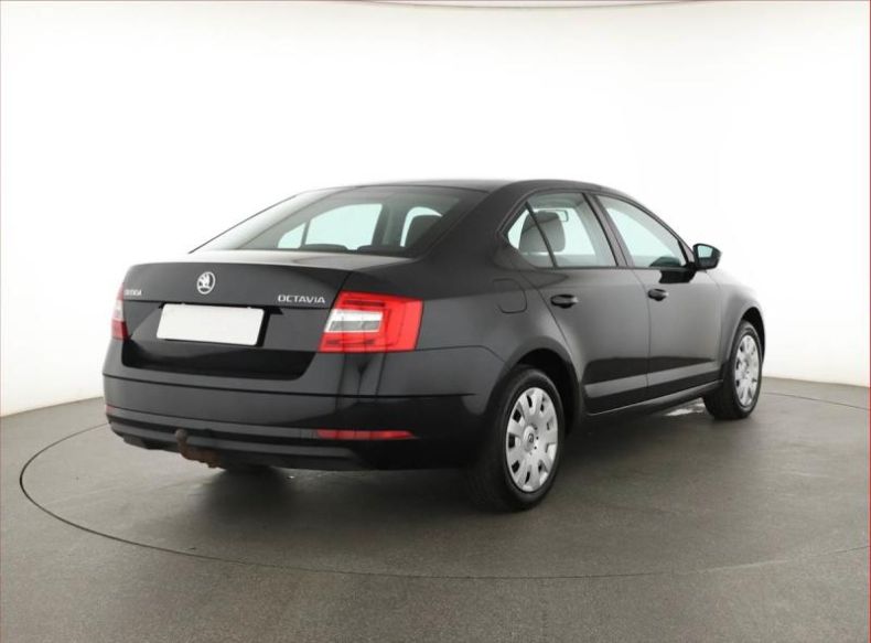 Škoda Octavia - hlavní fotka